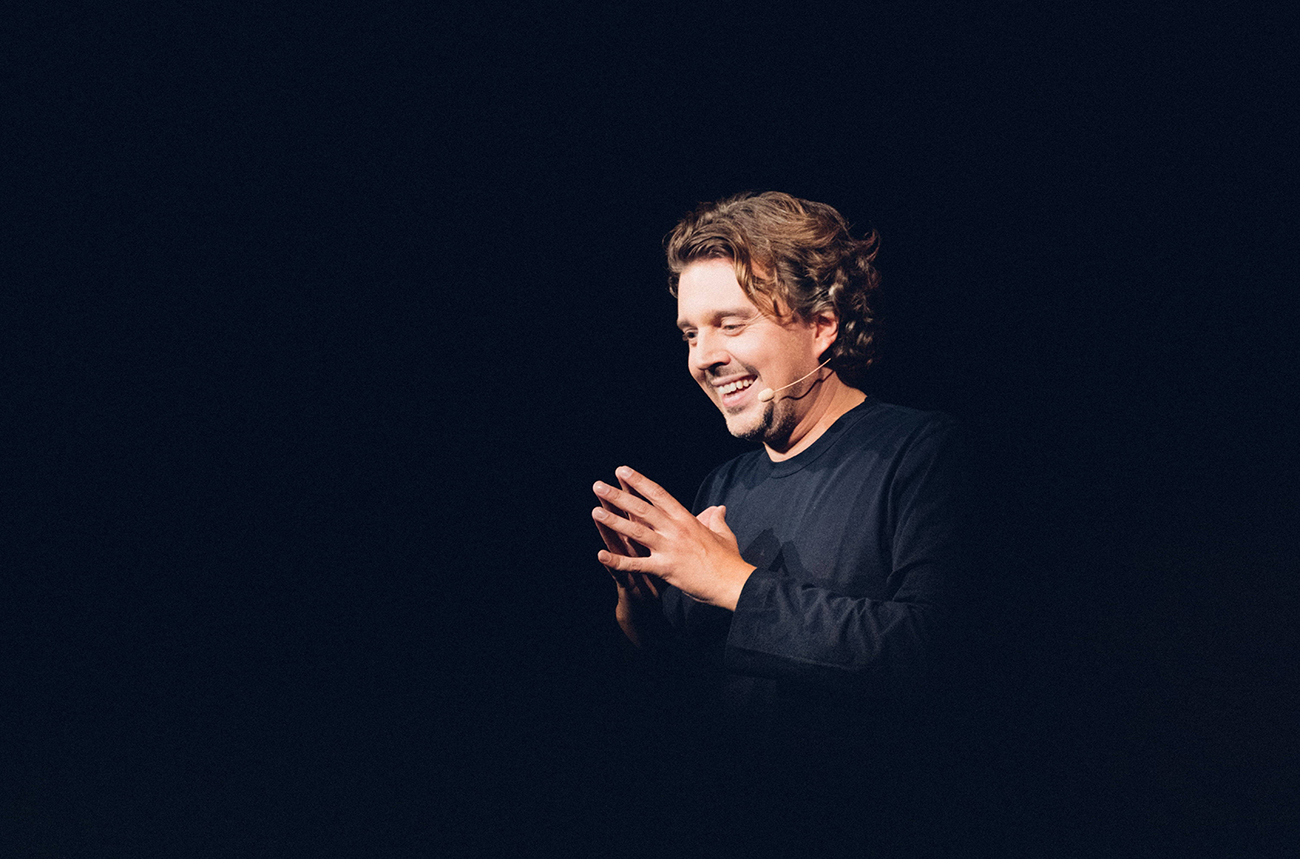 Alex Vizorek Ad Vitam Théâtre de Suresnes Jean Vilar