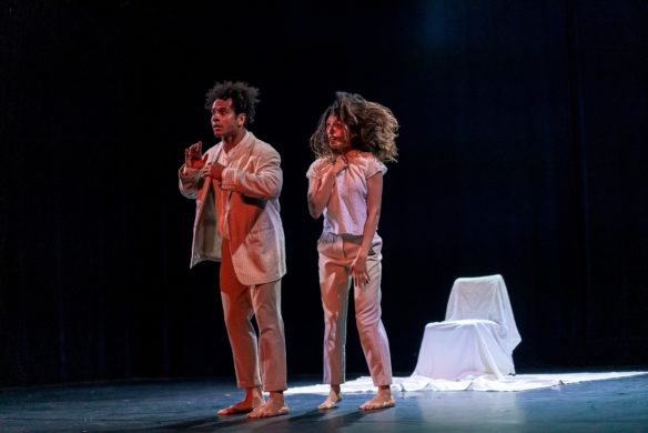 En pièce jointe d'Armande Sanseverino et Gaël Germain, dans le cadre du festival Suresnes Cités Danse, saison 23-24 au Théâtre de Suresnes Jean Vilar