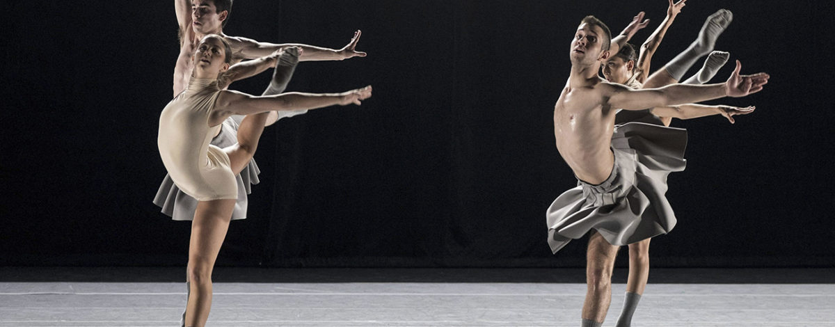 IT Dansa, Chorégraphie Cayetano Soto, Gustavo Ramírez Sansano, Ohad Naharin, Direction artistique Catherine Allard, saison 23-24 au Théâtre de Suresnes Jean Vilar