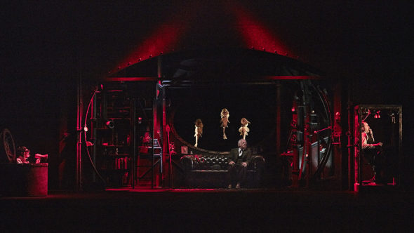 20 000 Lieues sous les mers adapté par Valérie Lesort et Christian Hecq, saison 23-24 au Théâtre de Suresnes Jean Vilar