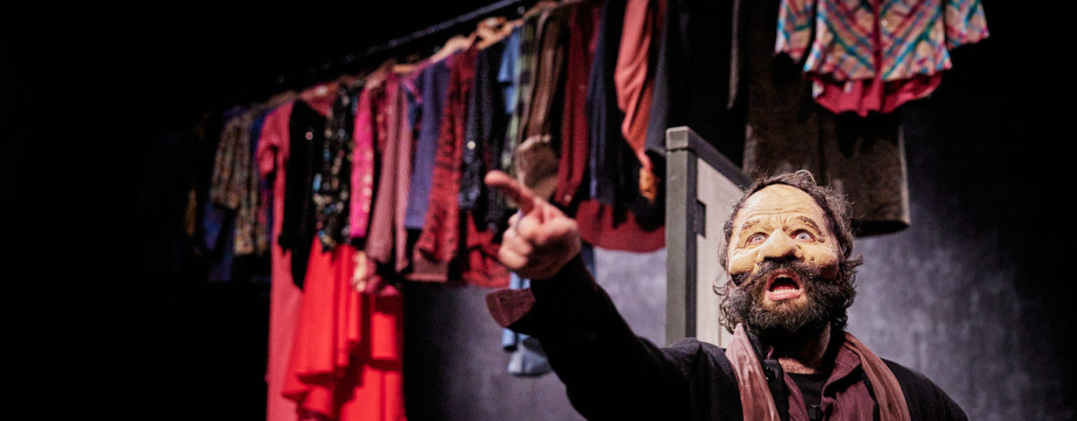 Spectacle "Personne" de Yann Frisch, programmé au Théâtre de Suresnes Jean Vilar dans le cadre de la saison 24-25