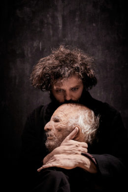Spectacle "Personne" de Yann Frisch, programmé au Théâtre de Suresnes Jean Vilar dans le cadre de la saison 24-25