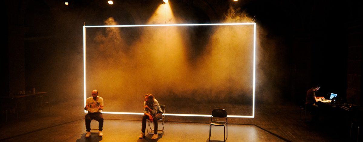 Spectacle "La Disparition" de Clément Aubert, Romain Cottard, Paul Jeanson, programmé au Théâtre de Suresnes Jean Vilar dans le cadre de la saison 24-25