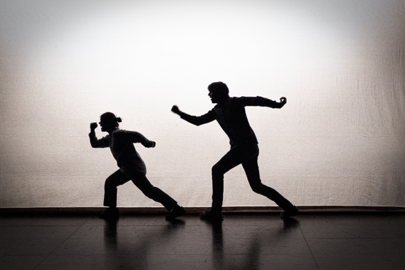 Spectacle "Dominique toute seule" de Marie Burki, Garance Durand-Caminos, Tom Geels, programmé au Théâtre de Suresnes Jean Vilar dans le cadre de la saison 24-25