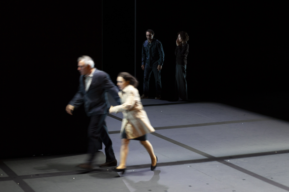 Spectacle "La Réunification des deux Corées" de Joël Pommerat, programmé au Théâtre de Suresnes Jean Vilar dans le cadre de la saison 24-25