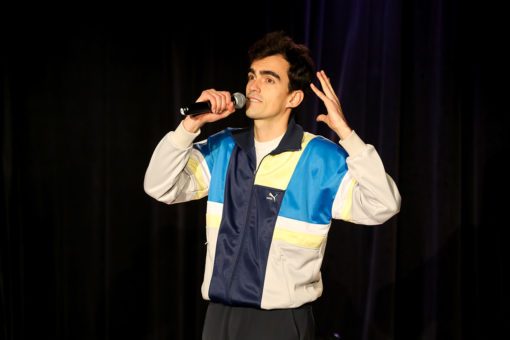 Spectacle de théâtre "Victor HuGOAT : n°1 du rap français" de Barthélémy Héran - Compagnie Les Ébahis, programmé au Théâtre de Suresnes Jean Vilar pour la saison 25-26.