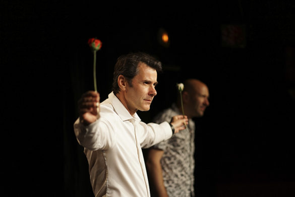 "Versus" est un duel d'improvisation théâtrale avec l’équipe de France – Ligue Majeure d’improvisation. Soirée programmée au Théâtre de Suresnes Jean Vilar pour la saison 25-26.
