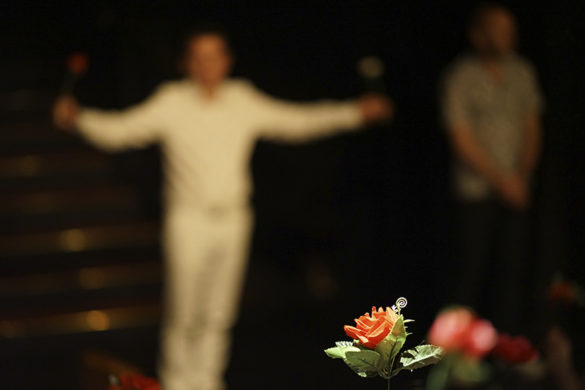 "Versus" est un duel d'improvisation théâtrale avec l’équipe de France – Ligue Majeure d’improvisation. Soirée programmée au Théâtre de Suresnes Jean Vilar pour la saison 25-26.