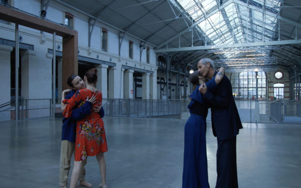 Spectacle de danse "Avant que j'oublie" d'Amalia Salle - Compagnie Amalia Salle, programmé au Théâtre de Suresnes Jean Vilar pour la saison 25-26.