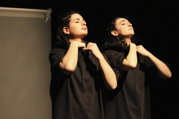 Spectacle jeune public "Les filles ne sont pas des poupées de chiffon" de Nathalie Bensard - Compagnie La Rousse, programmé au Théâtre de Suresnes Jean Vilar pour la saison 25-26.