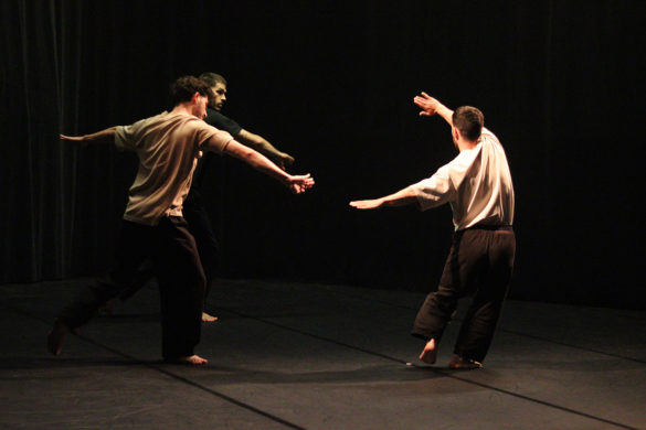 Spectacle "Ces choses qui restent" de Lise Dusuel - Compagnie Aniaan, présenté au Théâtre de Suresnes Jean Vilar dans le cadre du festival Suresnes Cités Danse 2026.