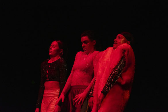 Spectacle "Blister" de Tanguy Crémoux - compagnie Banane Rouge, présenté au Théâtre de Suresnes Jean Vilar dans le cadre du festival Suresnes Cités Danse 2026.