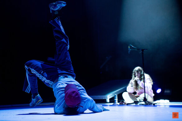 2 danseurs en mouvement
